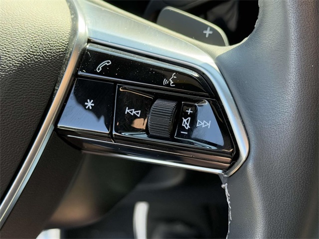 2022 Audi e-tron Prestige photo 23