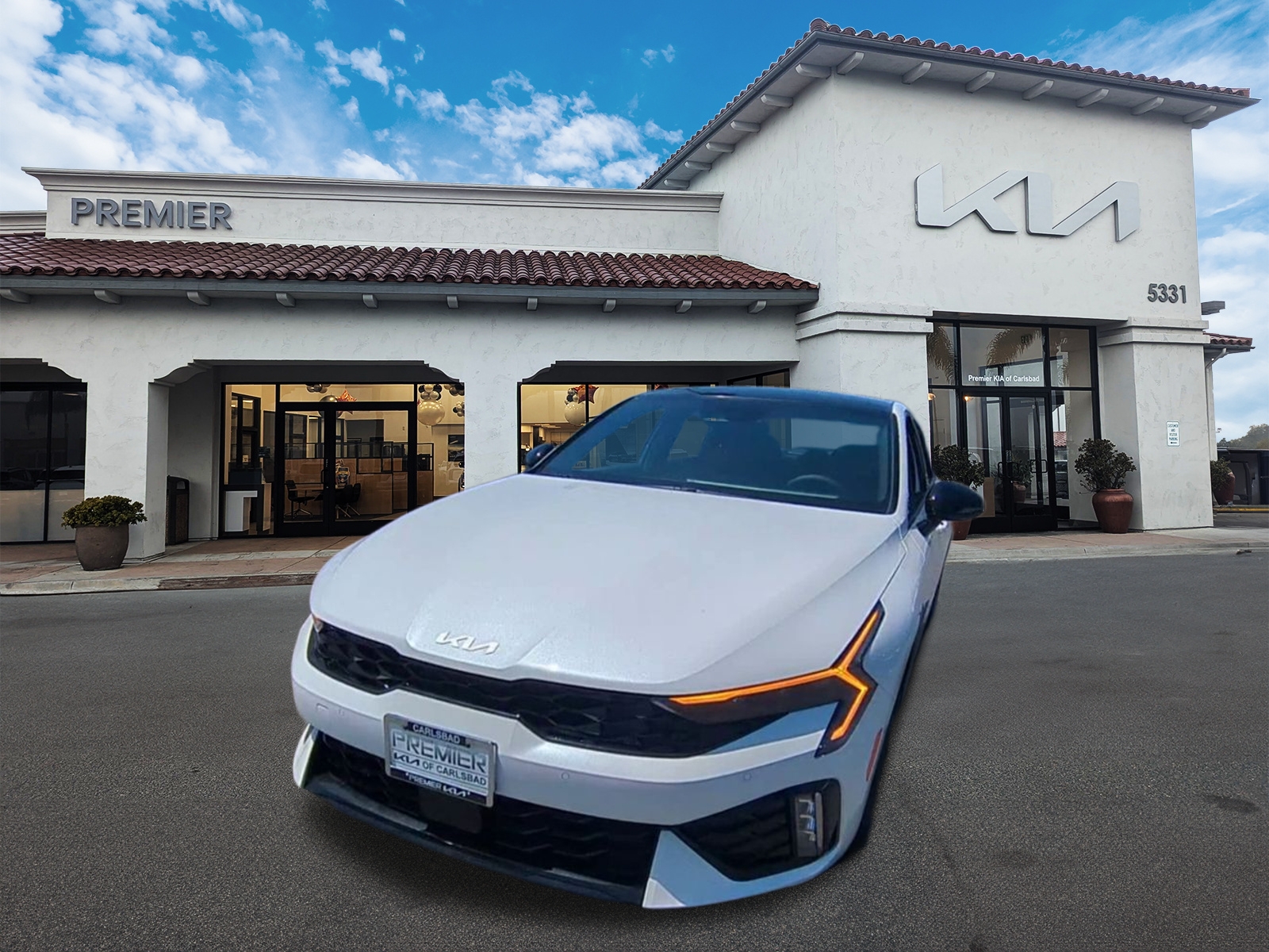 2025 Kia K5 GT-Line photo 2