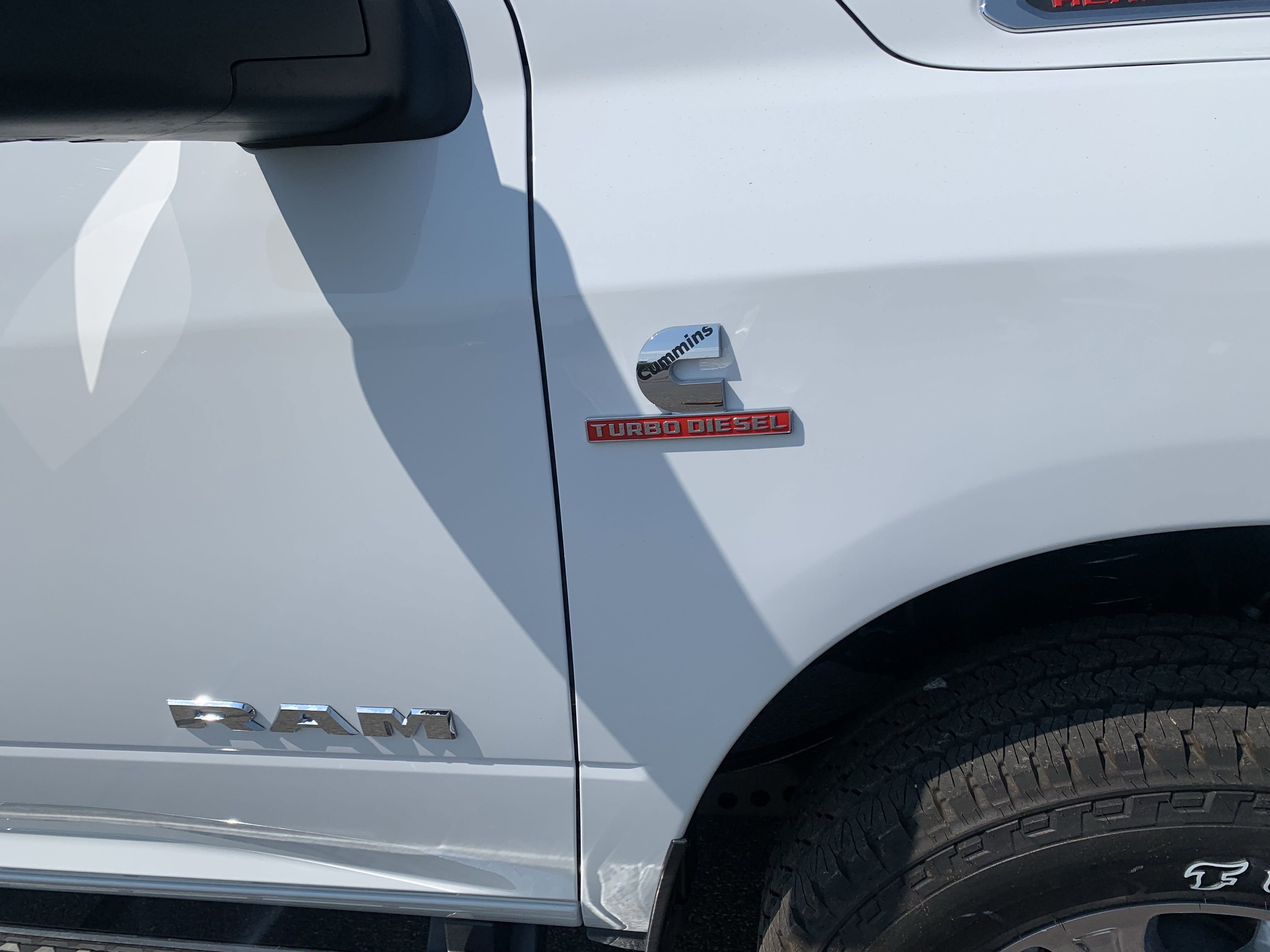 2025 Ram 3500 Big Horn photo 2