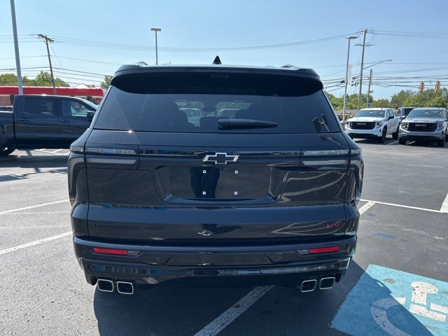 2026 Chevrolet Traverse RS photo 3