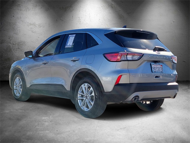 2022 Ford Escape SE photo 3