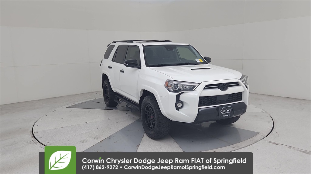 2021 Toyota 4Runner Venture Special Edition photo 2
