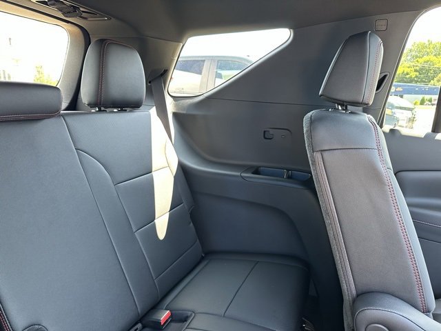 2026 Chevrolet Traverse RS photo 15