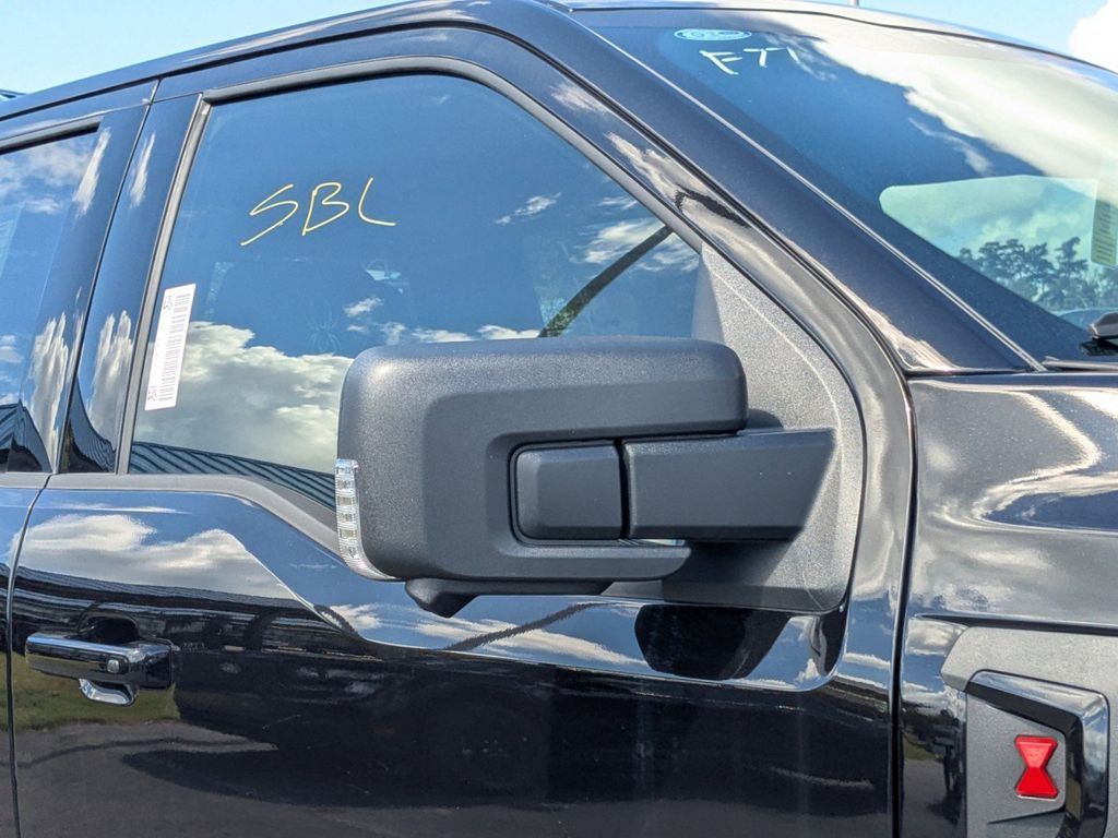 2025 Ford F-150 XLT photo 11