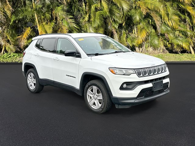2022 Jeep Compass North Edition Latitude photo 3