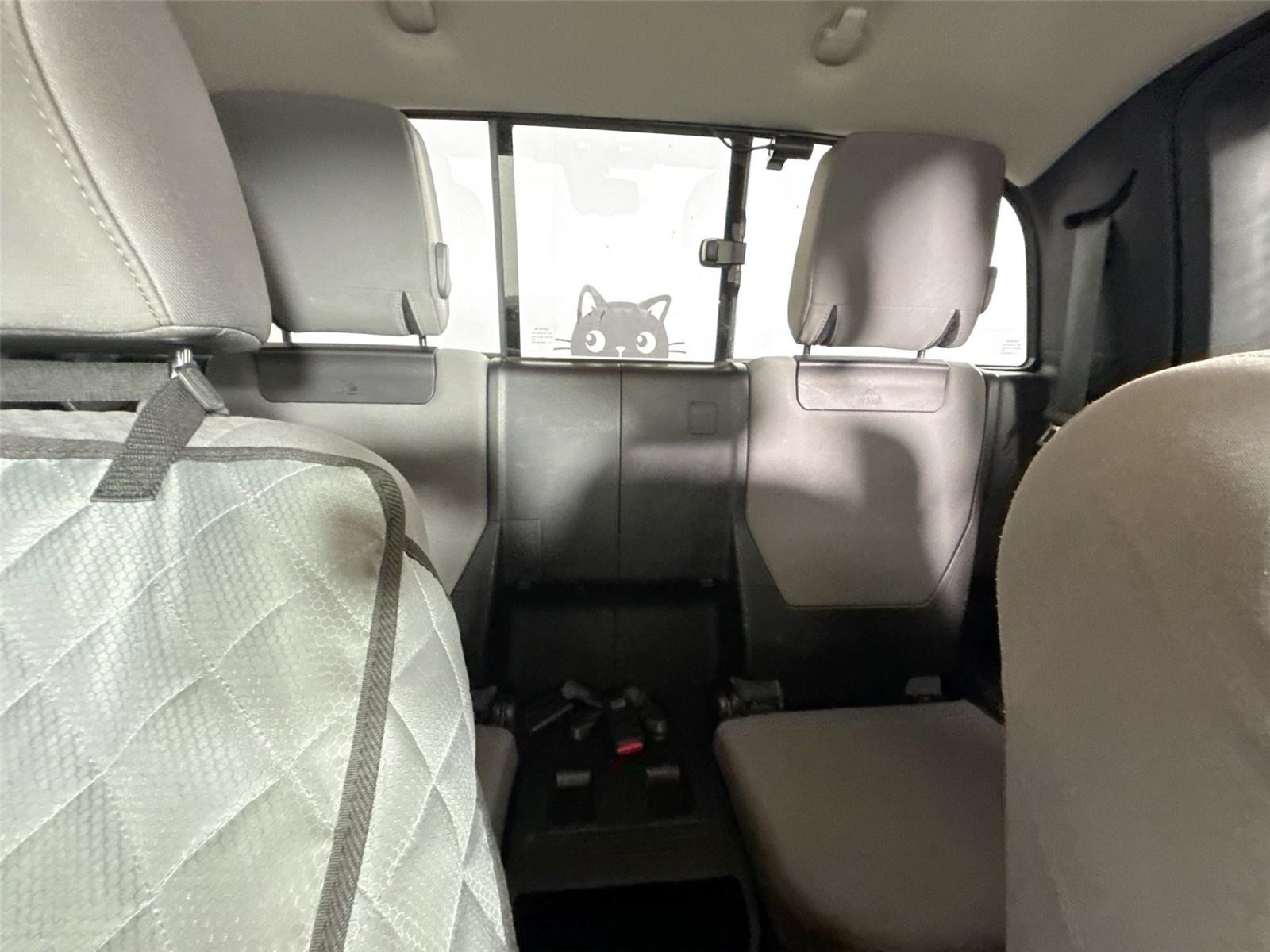 2022 Toyota Tacoma SR5 V6 photo 12