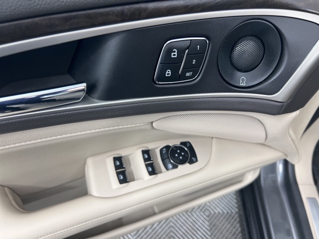 2019 Lincoln MKZ Reserve photo 12