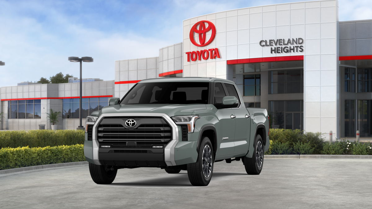 2026 Toyota Tundra Limited CrewMax photo 18