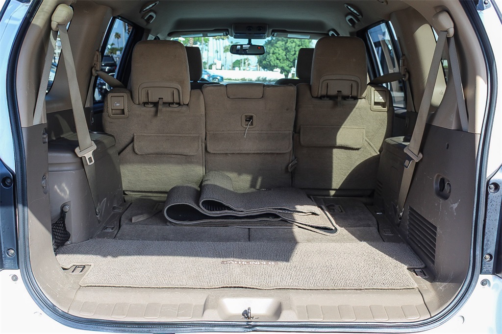2012 Nissan Pathfinder SV photo 23