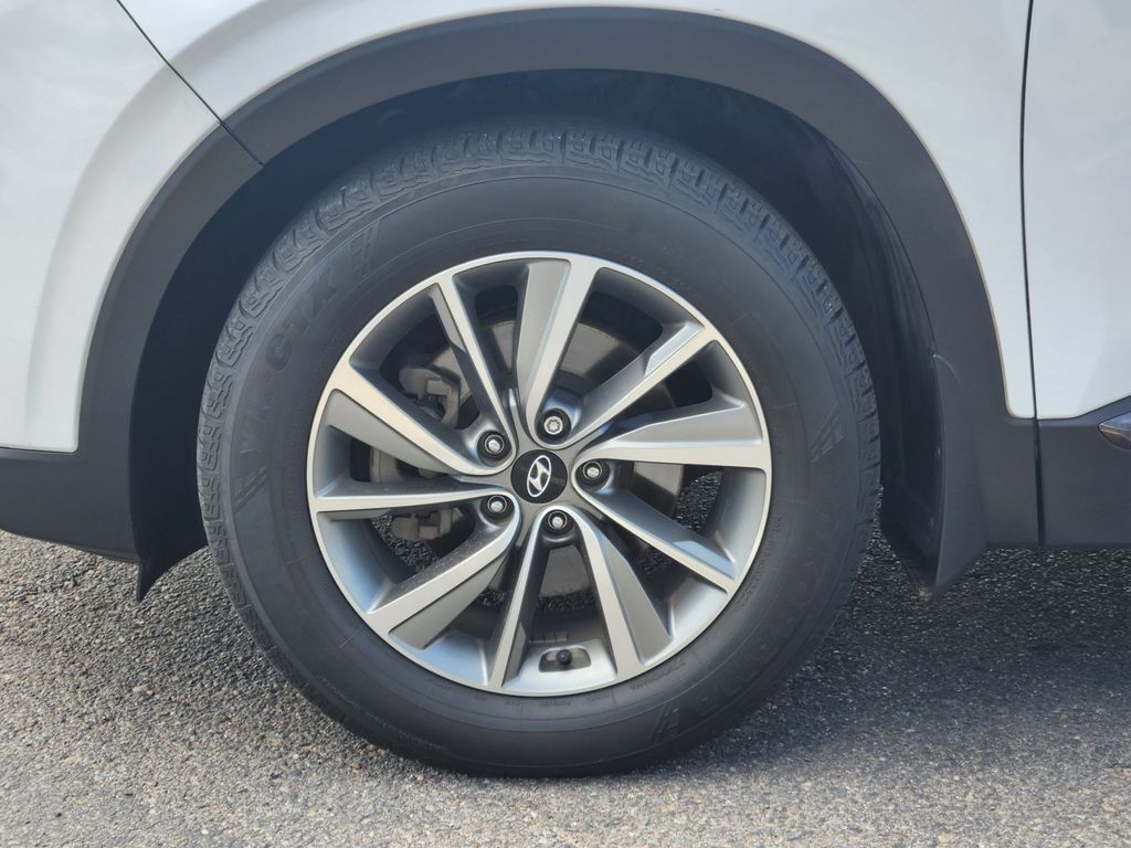 2020 Hyundai Santa Fe Limited photo 6