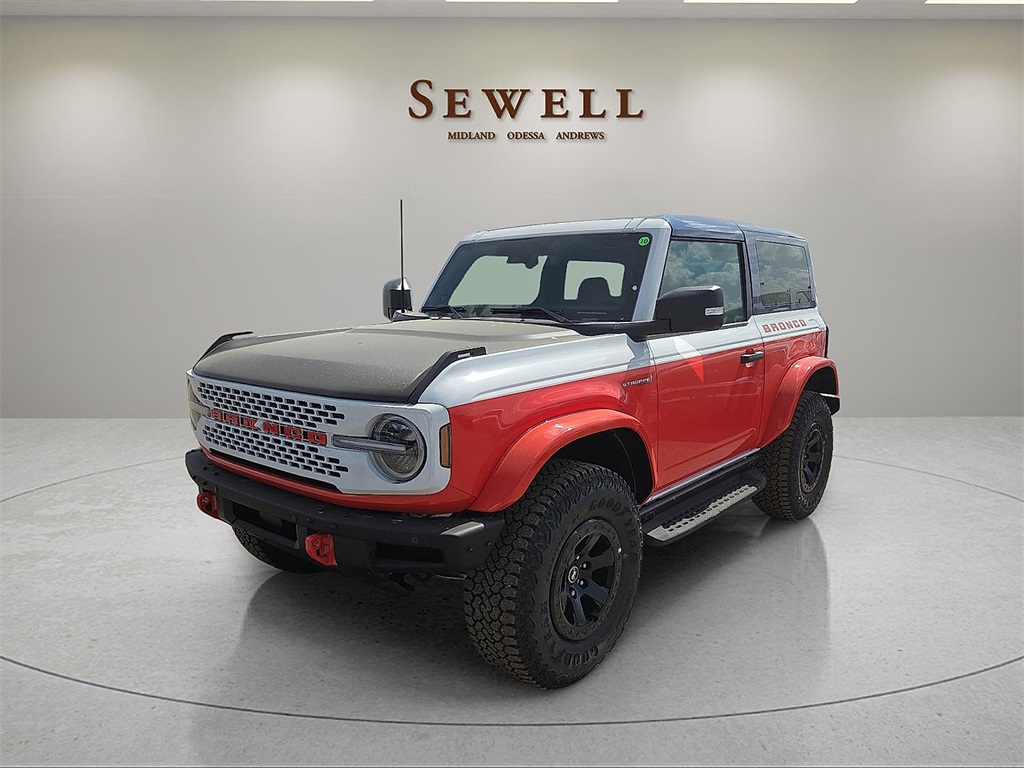 2025 Ford Bronco 2-Door Stroppe's photo