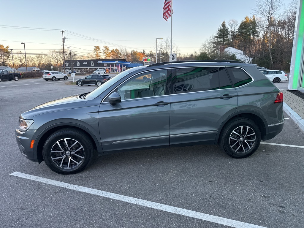 2021 Volkswagen Tiguan SE photo 4