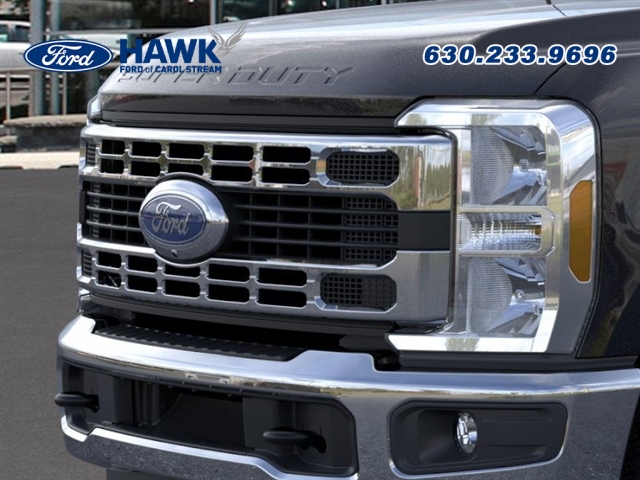 2025 FORD F-350 - Image 17