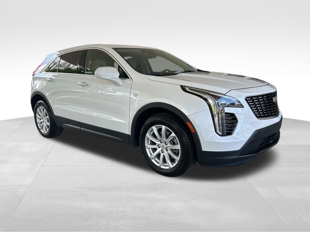 2021 Cadillac XT4 Luxury photo 3