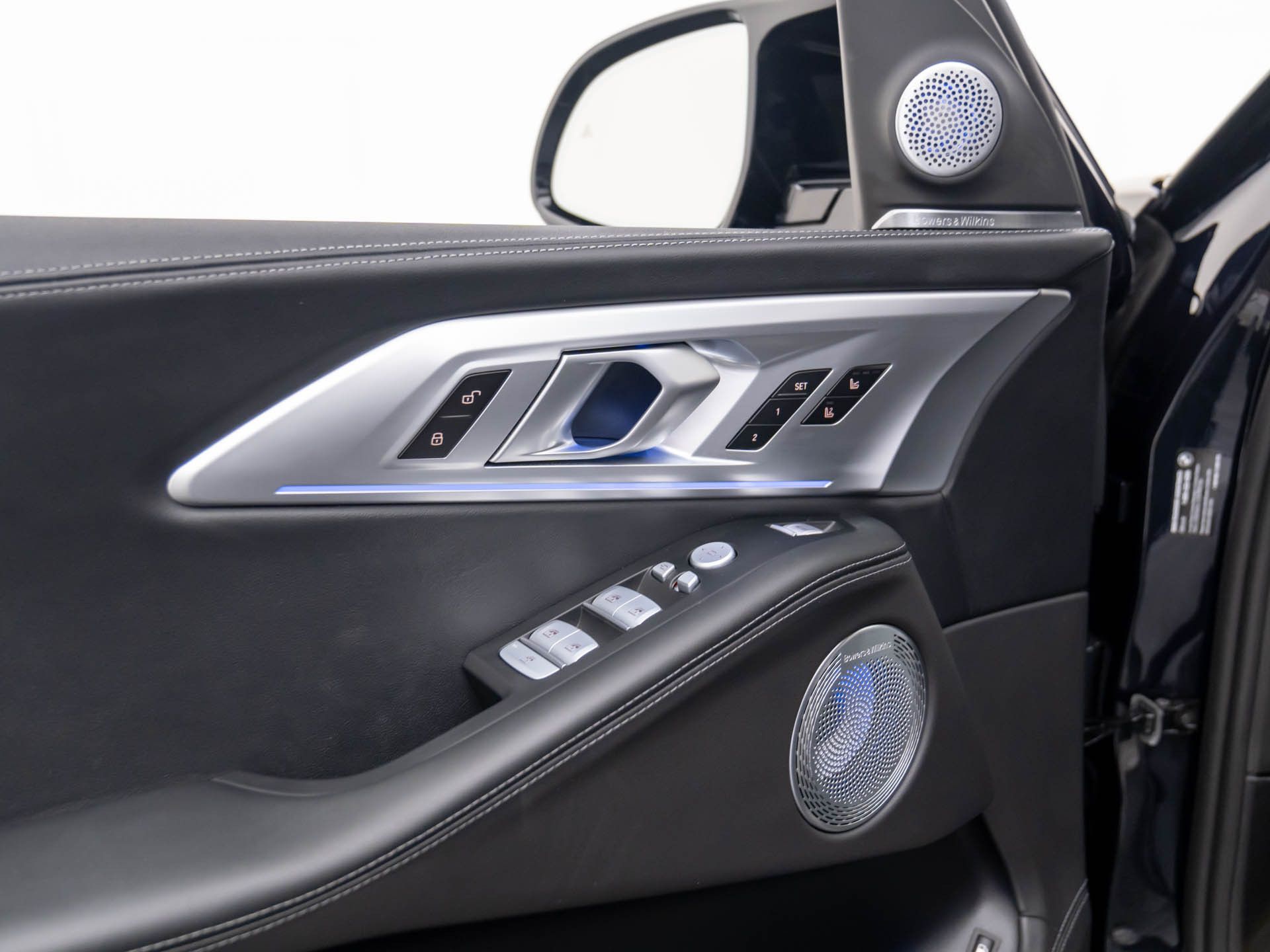 New 2025 Carbon Black Metallic BMW Base image 12