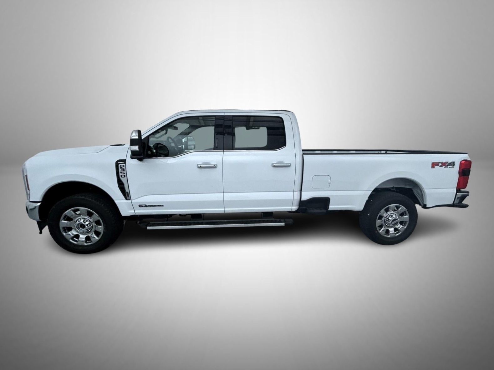 2026 Ford F-350 photo 8