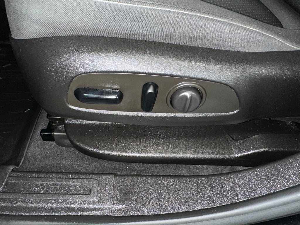 2021 Gmc Acadia SLE photo 3
