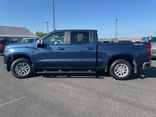 2019 Chevrolet Silverado 1500 LT photo 3