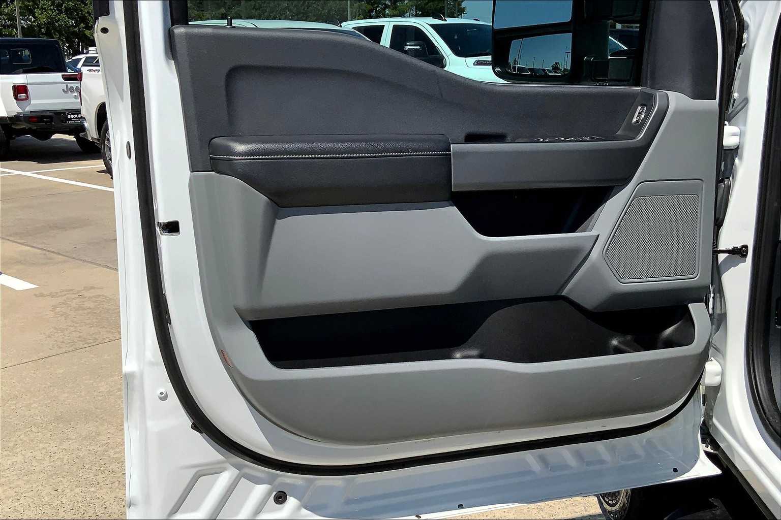 2024 Ford F-250 XLT photo 19