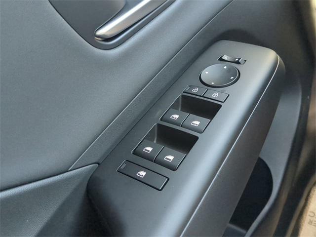 2024 Hyundai Kona Limited photo 25