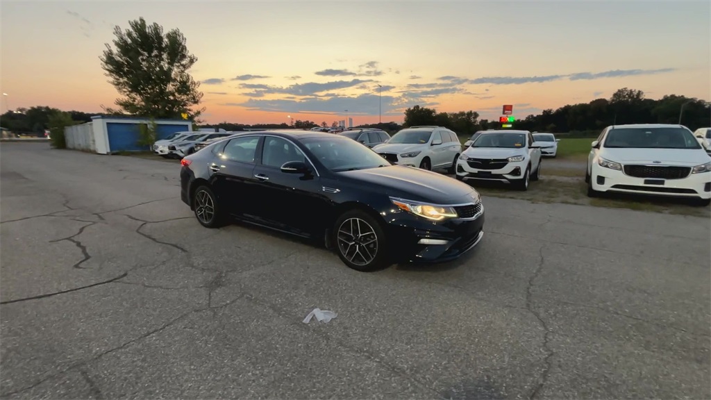 Used 2020 Kia Optima SE with VIN 5XXGT4L38LG424175 for sale in Burns Harbor, IN