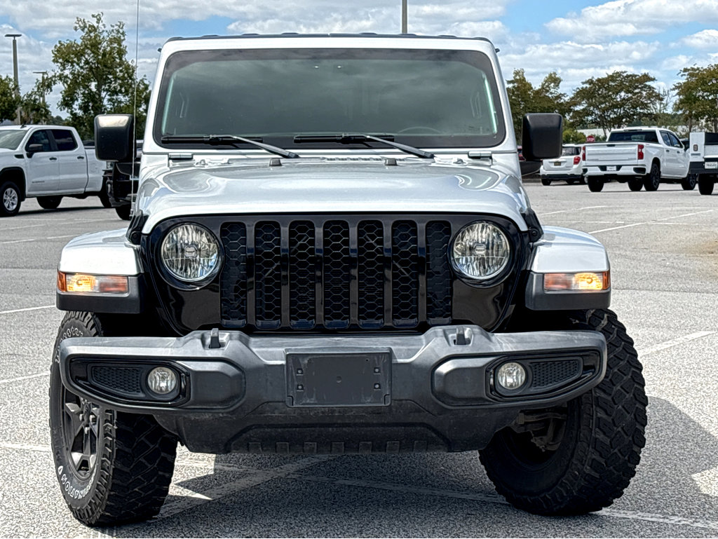 2022 Jeep Gladiator Willys photo 2