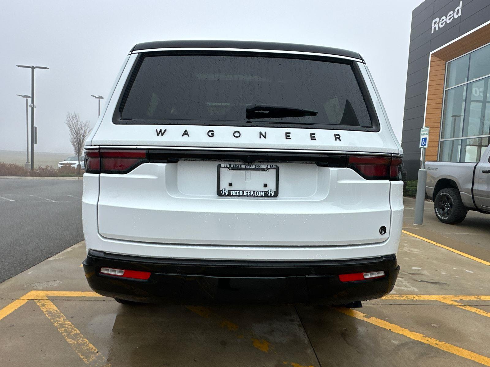 2025 Jeep Wagoneer Series III photo 3