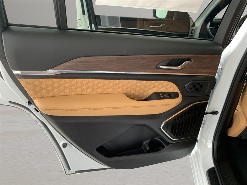 2025 Jeep Grand Cherokee L Summit photo 32