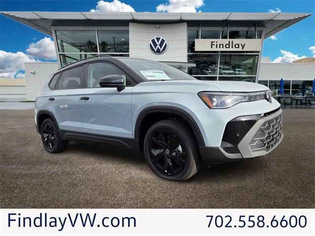 2026 Volkswagen Taos SE Black's photo