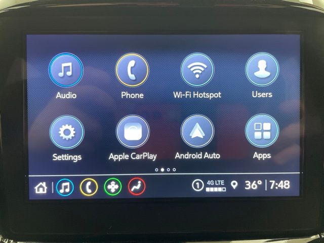 2022 Chevrolet Traverse 1LT photo 3