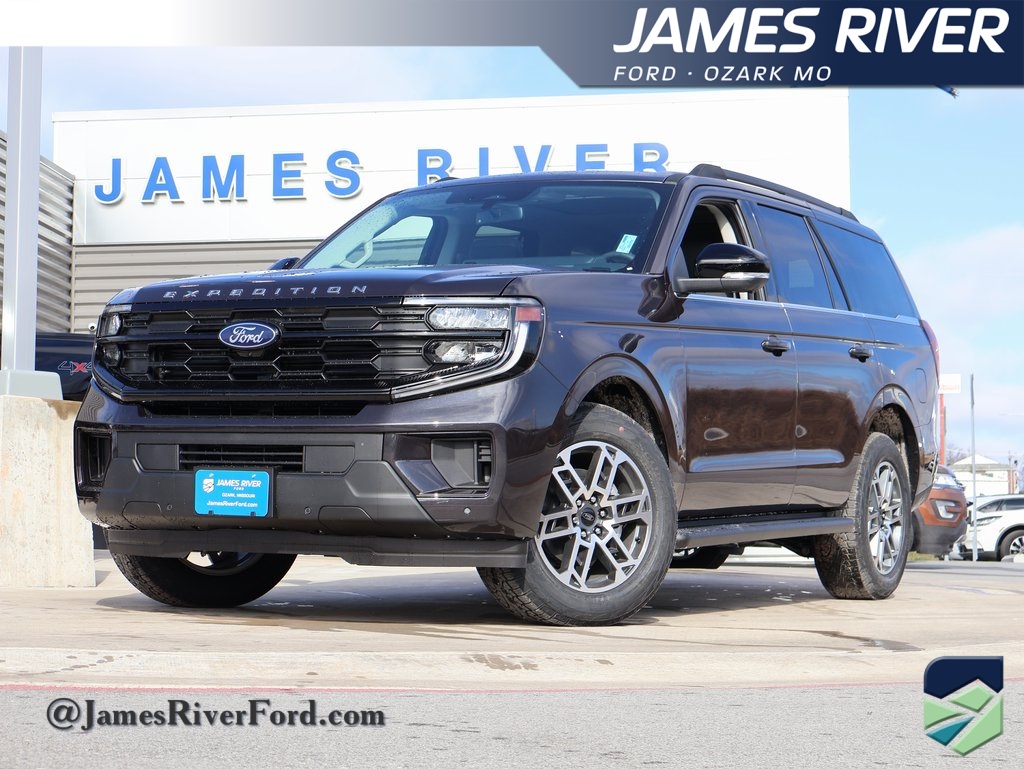 2025 Ford Expedition Active's photo