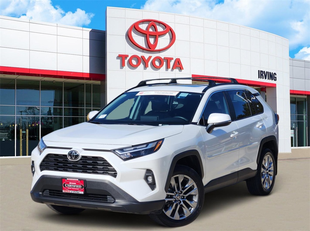 2024 Toyota RAV4 XLE Premium's photo