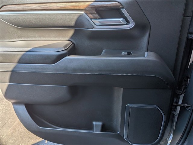 2025 Chevrolet Silverado 1500 LT photo 29
