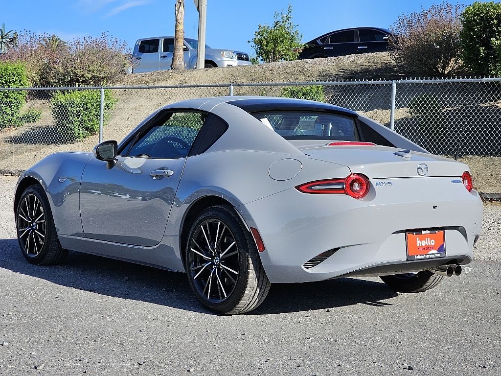 2025 Mazda MX-5 Miata Miata RF Grand Touring photo 10