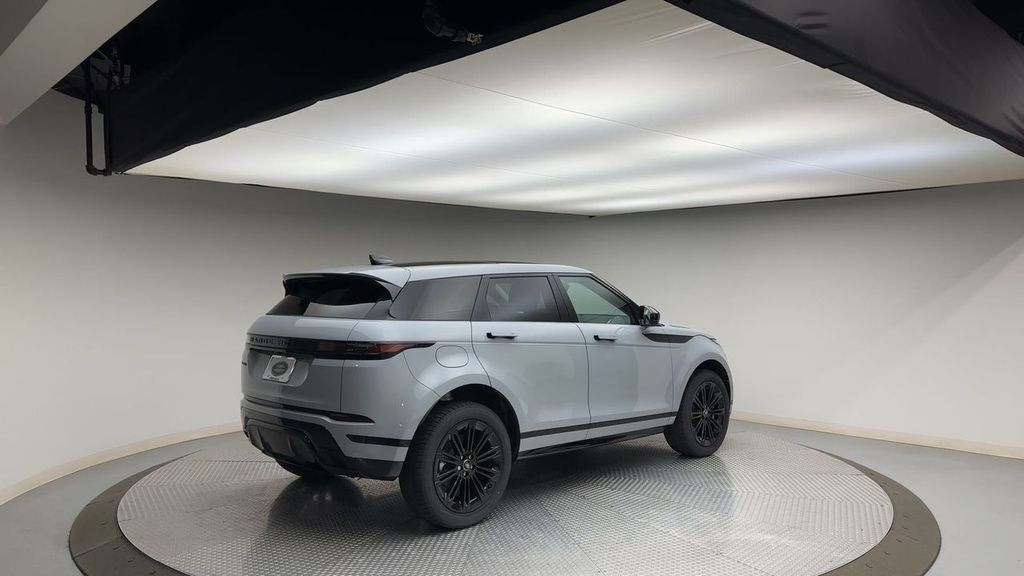 New 2024 Land Rover Range Rover Evoque Dynamic 4D Sport Utility in