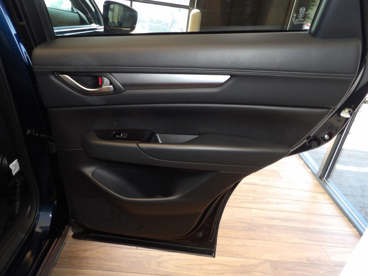 2024 Mazda CX-5 2.5 Select photo 15