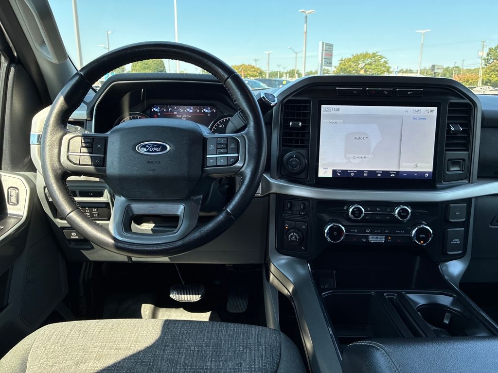 2022 Ford F-150 XLT photo 13
