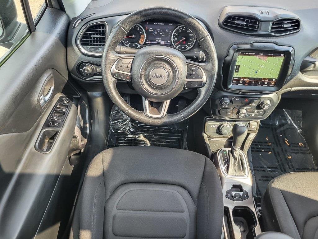 2022 Jeep Renegade Latitude photo 9