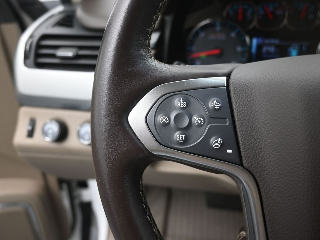2019 Chevrolet Tahoe LT photo 5