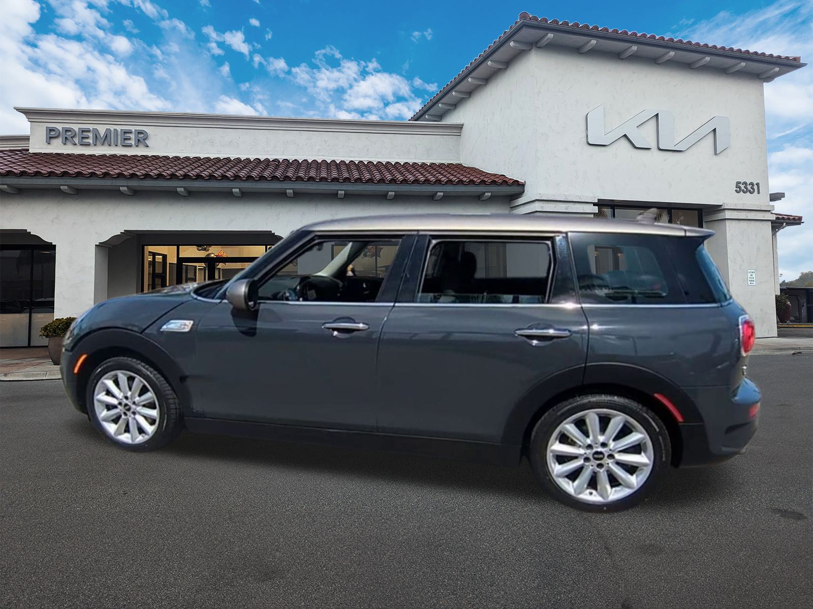 2017 Mini Cooper Base S photo 2