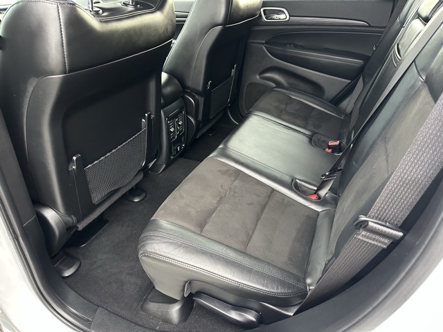 2020 Jeep Grand Cherokee Altitude photo 17