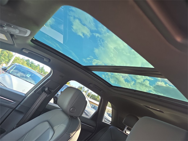 2023 Audi Q3 Premium S line photo 6