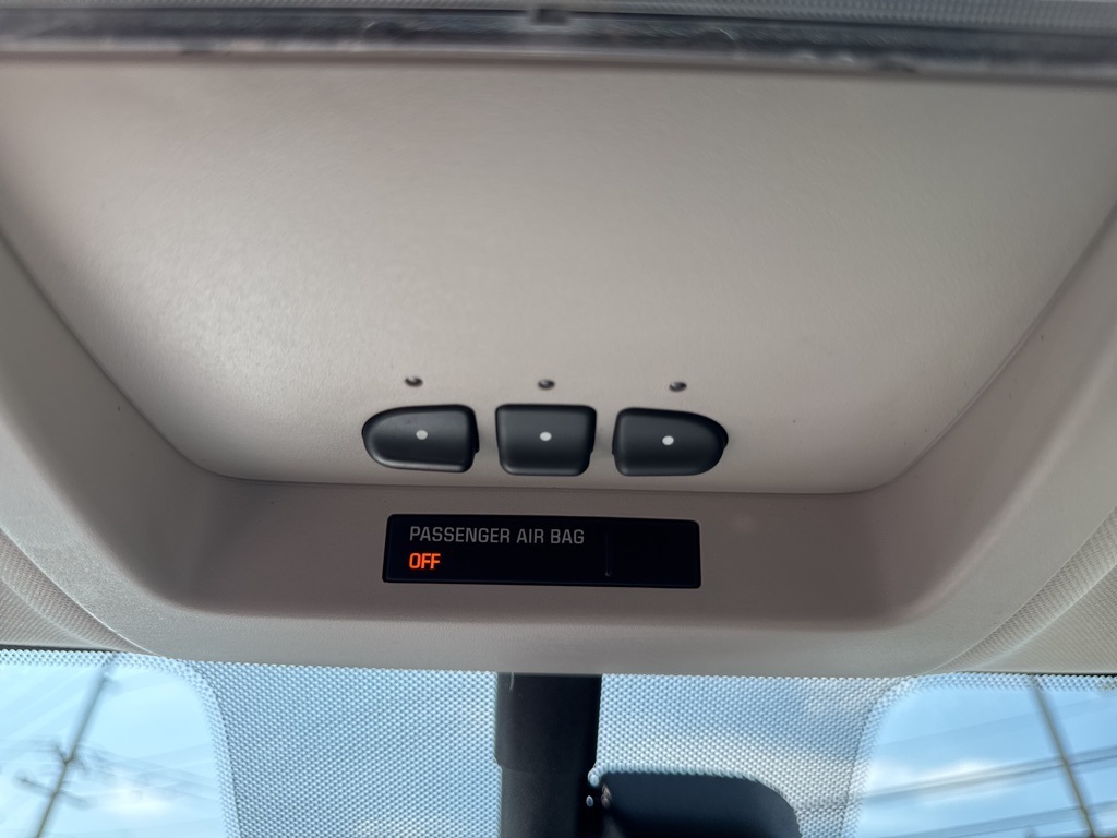 2008 Chevrolet Avalanche LTZ photo 46