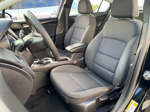 2016 Chevrolet Cruze LS photo 15