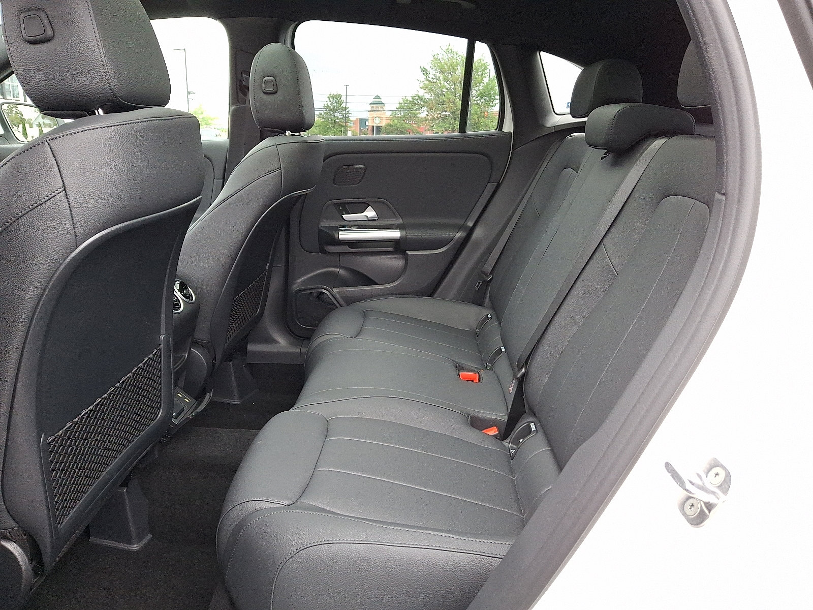 2026 Mercedes Benz GLA 250 4MATIC photo 6