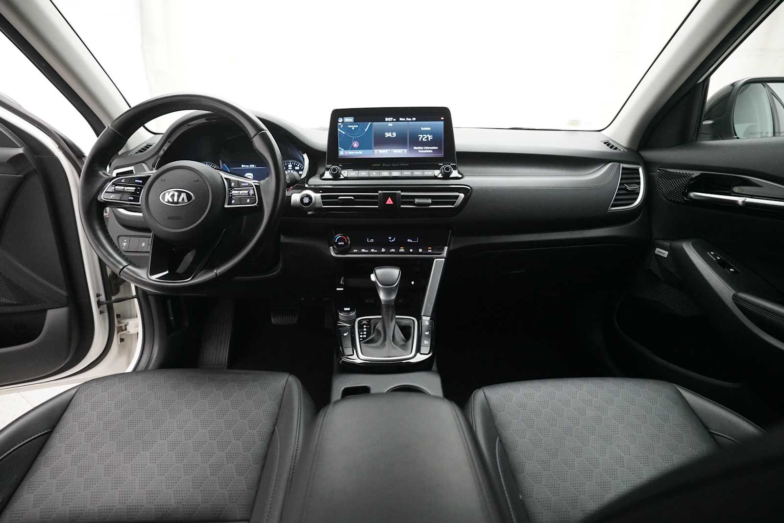 2021 Kia Seltos SX photo 4