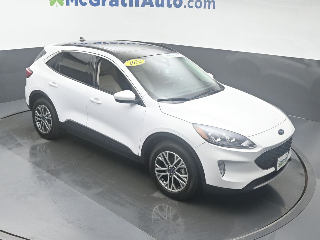 2022 Ford Escape SEL photo 2