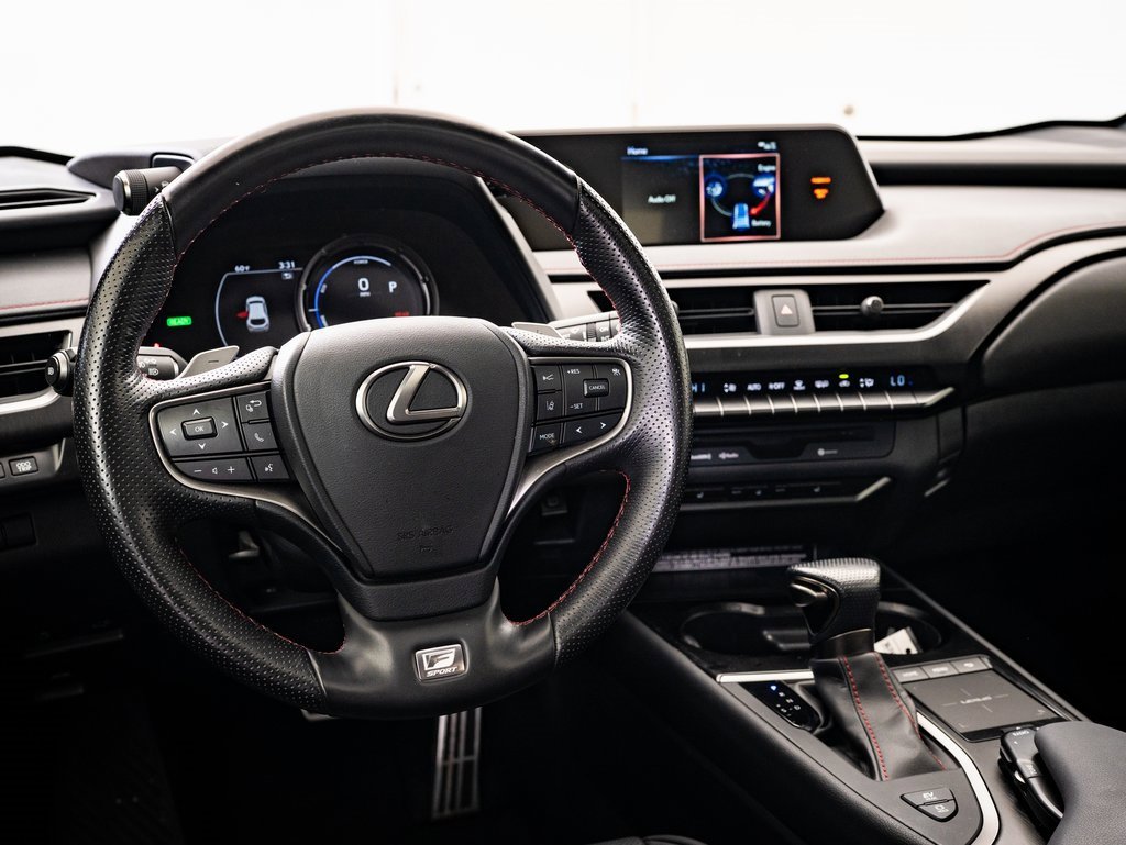 2021 Lexus UX 250h F SPORT photo 4