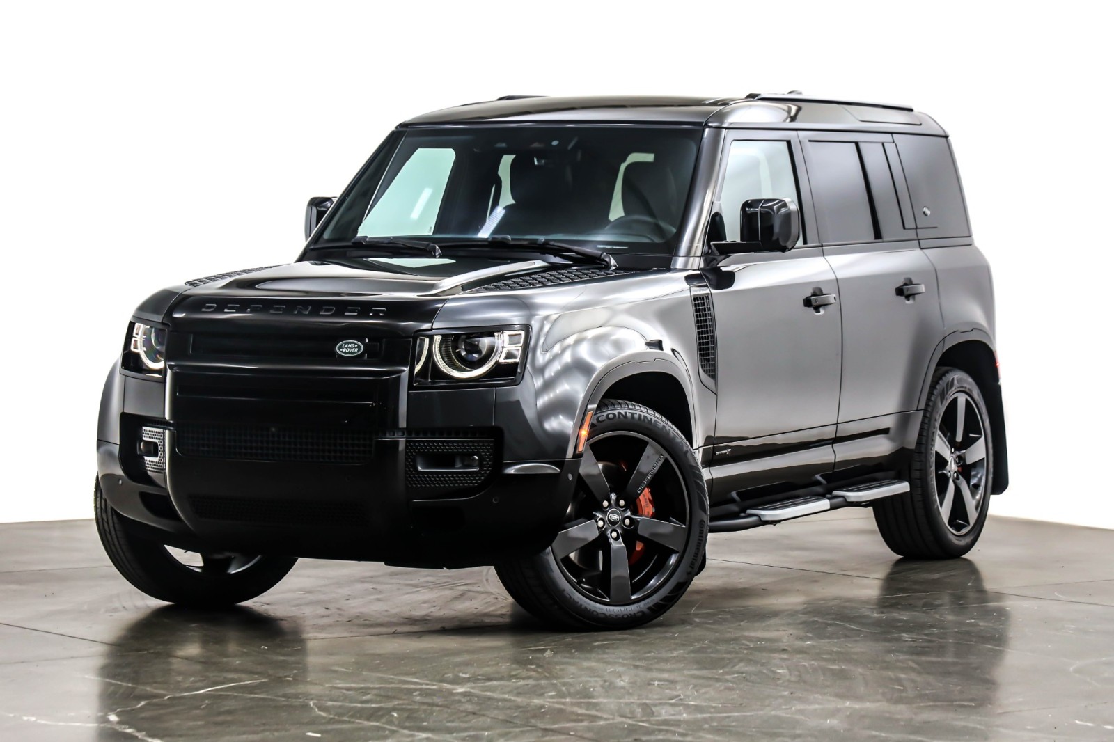 2024 Land Rover Defender X's photo