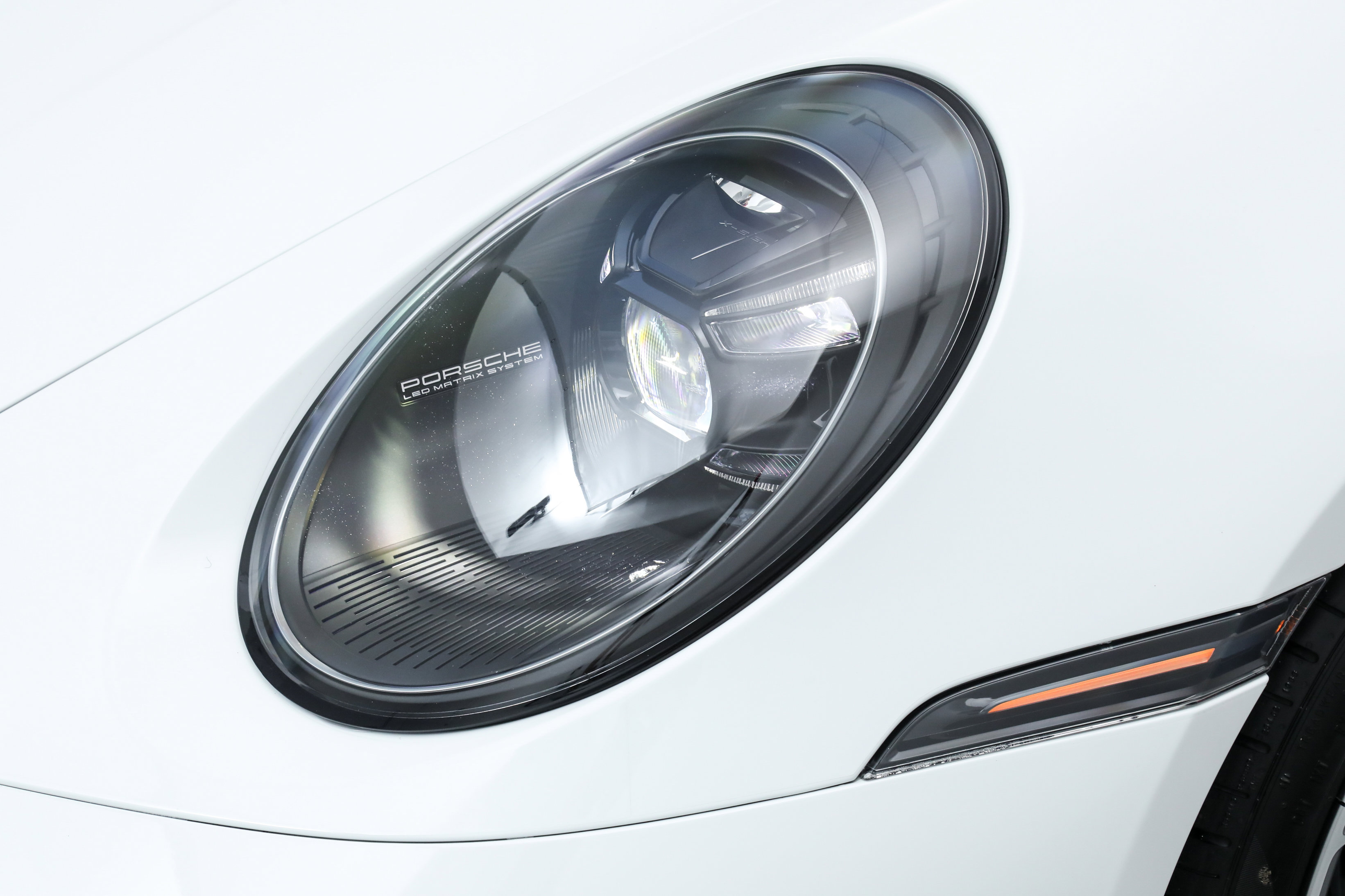2025 Porsche 911 Turbo S Cabriolet photo 13